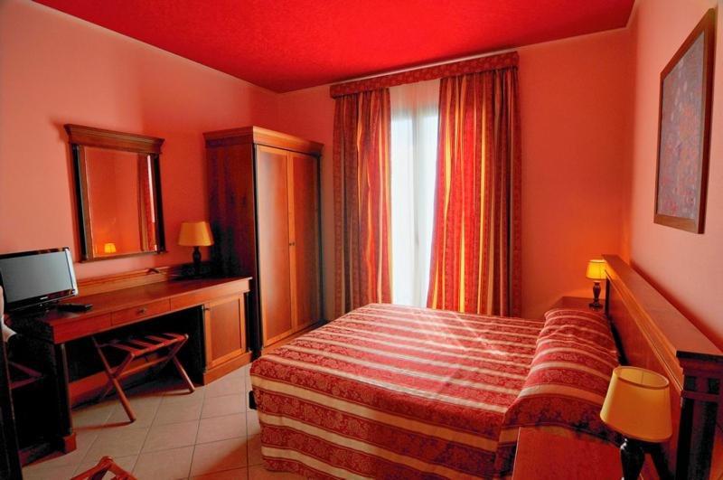 Happy Camping Village Bellaria-Igea Marina Rom bilde